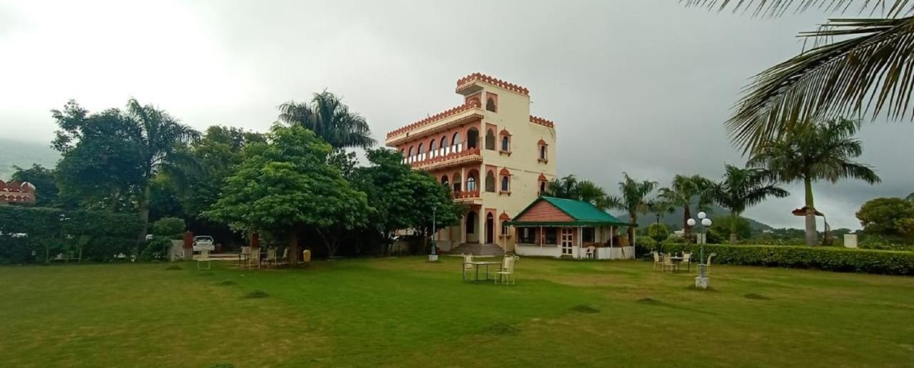 The Country Side Resorts Пушкар Екстериор снимка