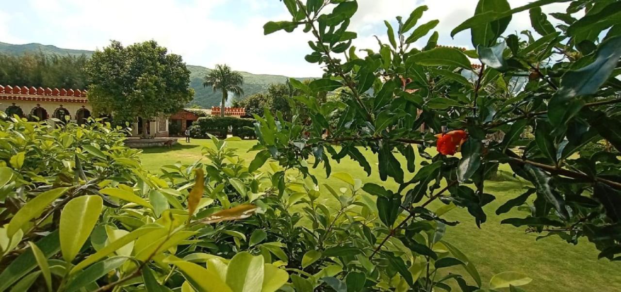 The Country Side Resorts Пушкар Екстериор снимка
