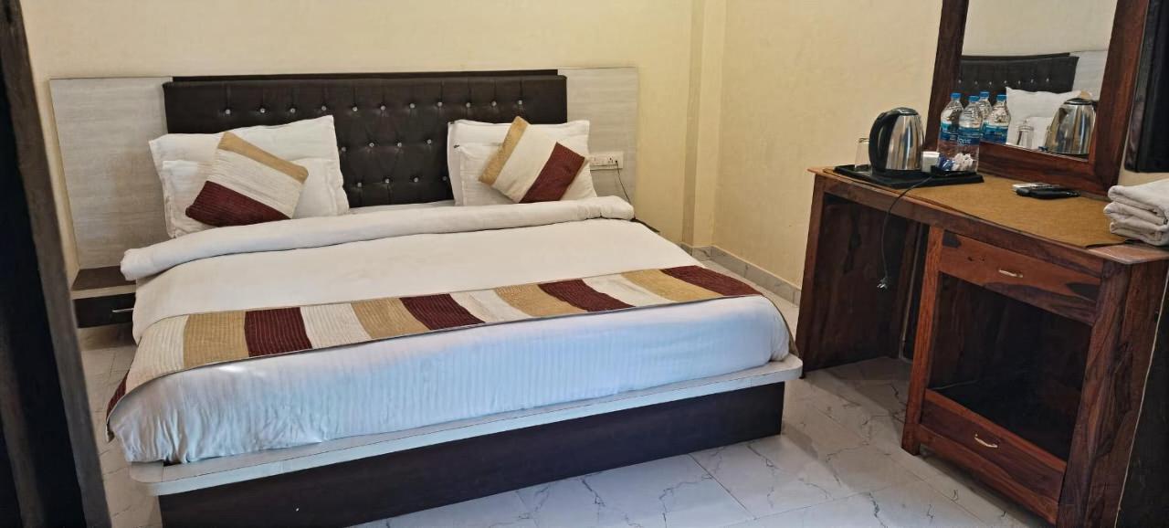 The Country Side Resorts Пушкар Екстериор снимка