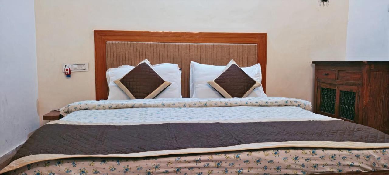 The Country Side Resorts Пушкар Екстериор снимка